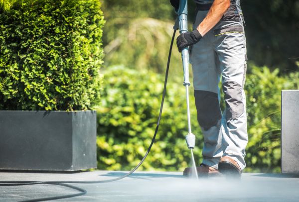 Cost of Concrete Pressure Washing in Kalispell