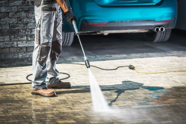 Cost of Driveway Pressure Washing in Kalispell