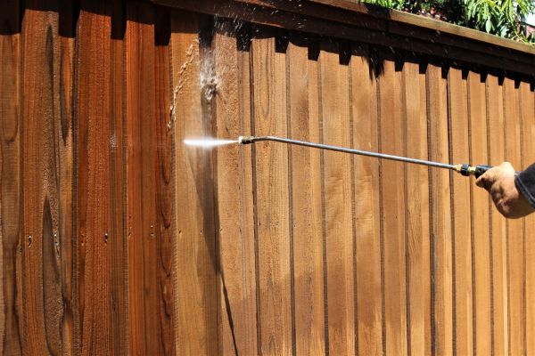 Cost of Fence Cleaning in Kalispell