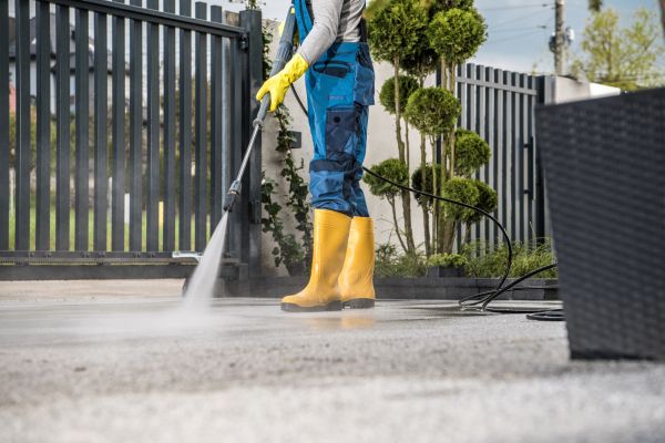 Cost of Driveway Power Washing in Kalispell