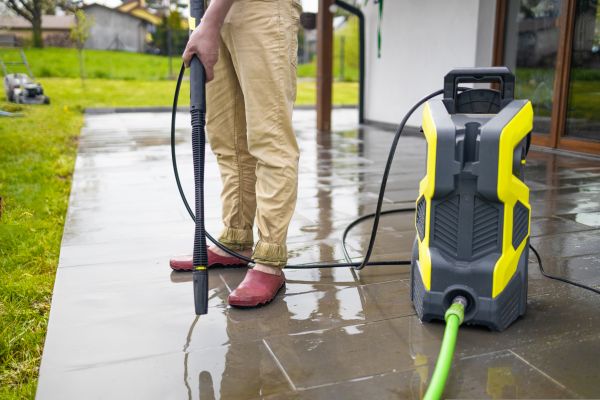 Cost of Porch Pressure Washing in Kalispell