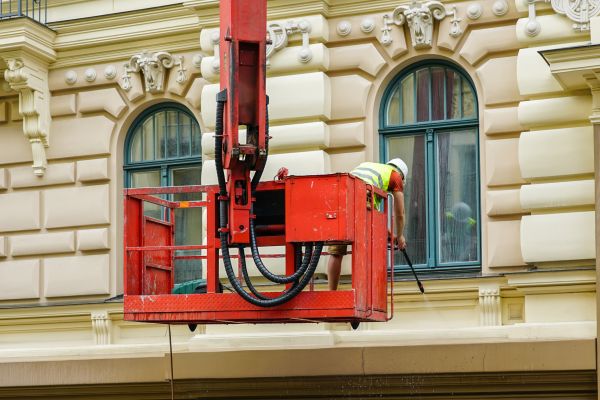 Cost of Building Power Washing in Kalispell