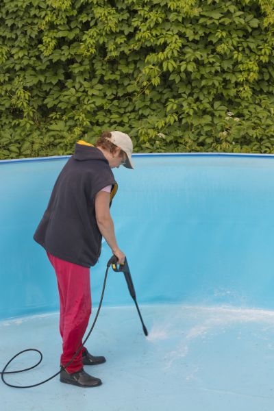 Cost of Pool Pressure Washing in Kalispell