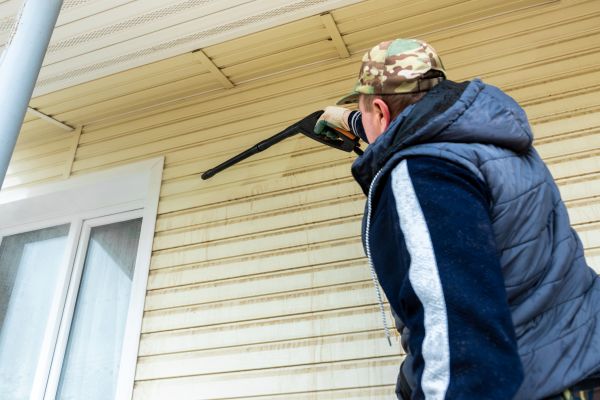 Cost of Vinyl Siding Pressure Cleaning in Kalispell