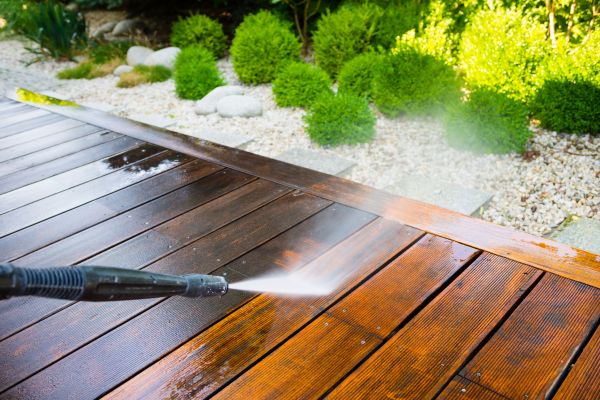 Cost of Deck Cleaning in Kalispell